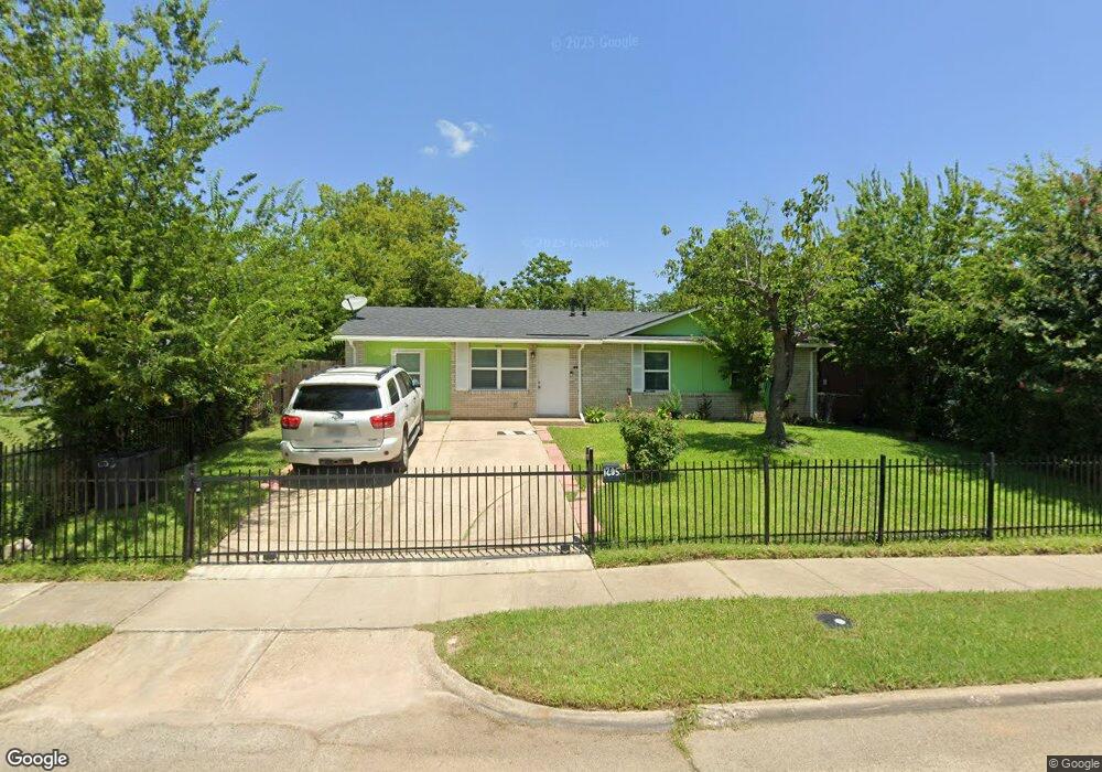 1205 Greenbrier Dr, Mesquite, TX 75149 - photo 1