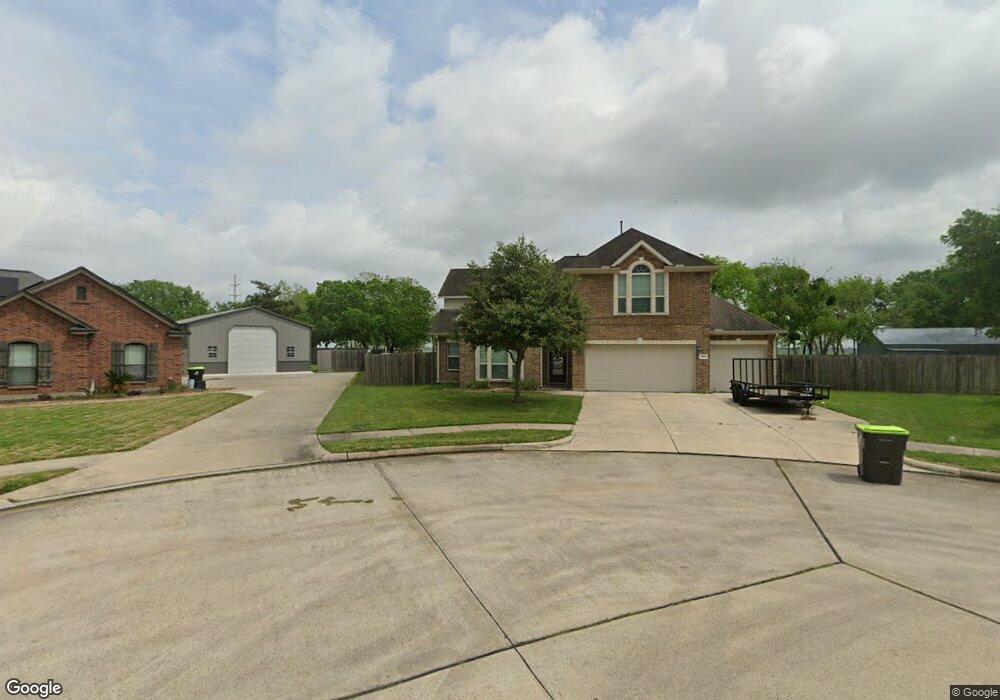 3317 Aberdeen Ct, Bay City, TX 77414 - photo 1