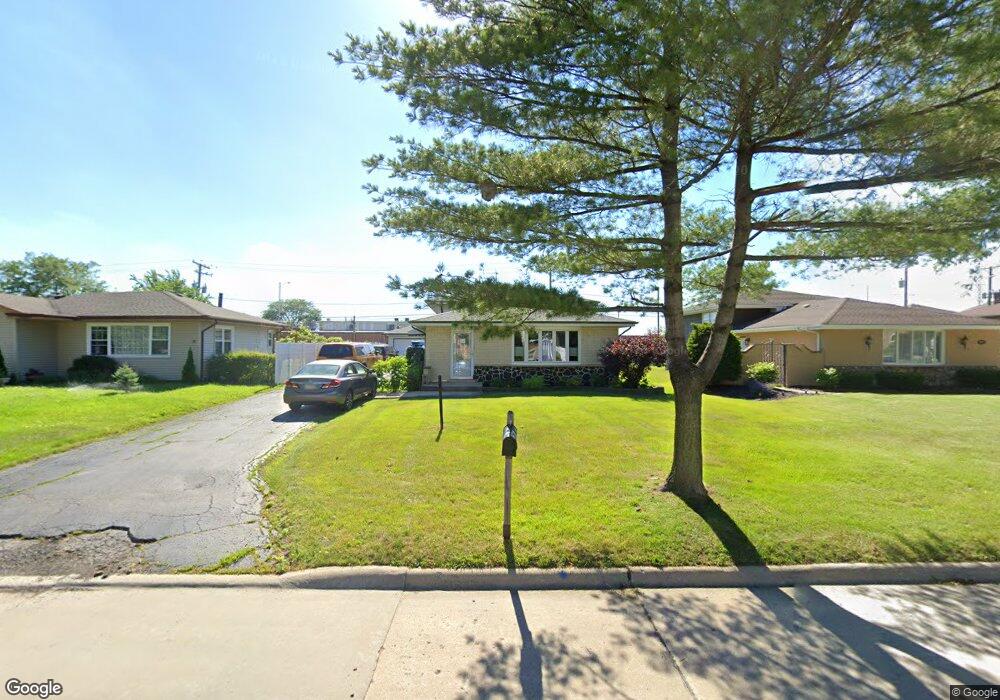 744 N Michigan St, Elmhurst, IL 60126 - photo 1