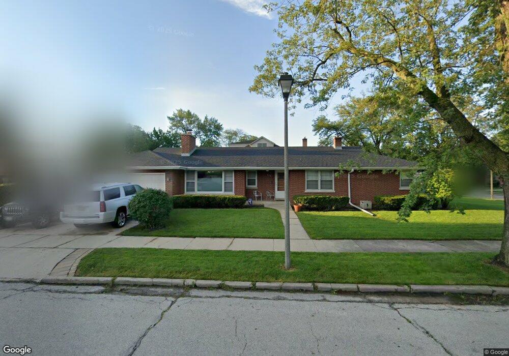 334 E Niagara Ave, Elmhurst, IL 60126 - photo 1
