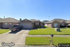 24 Larkspur Ln, Westwego, LA 70094