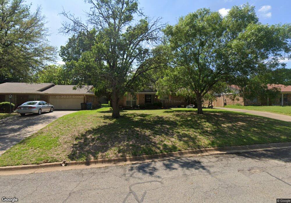 605 Edwards Dr, Denison, TX 75020 - photo 1
