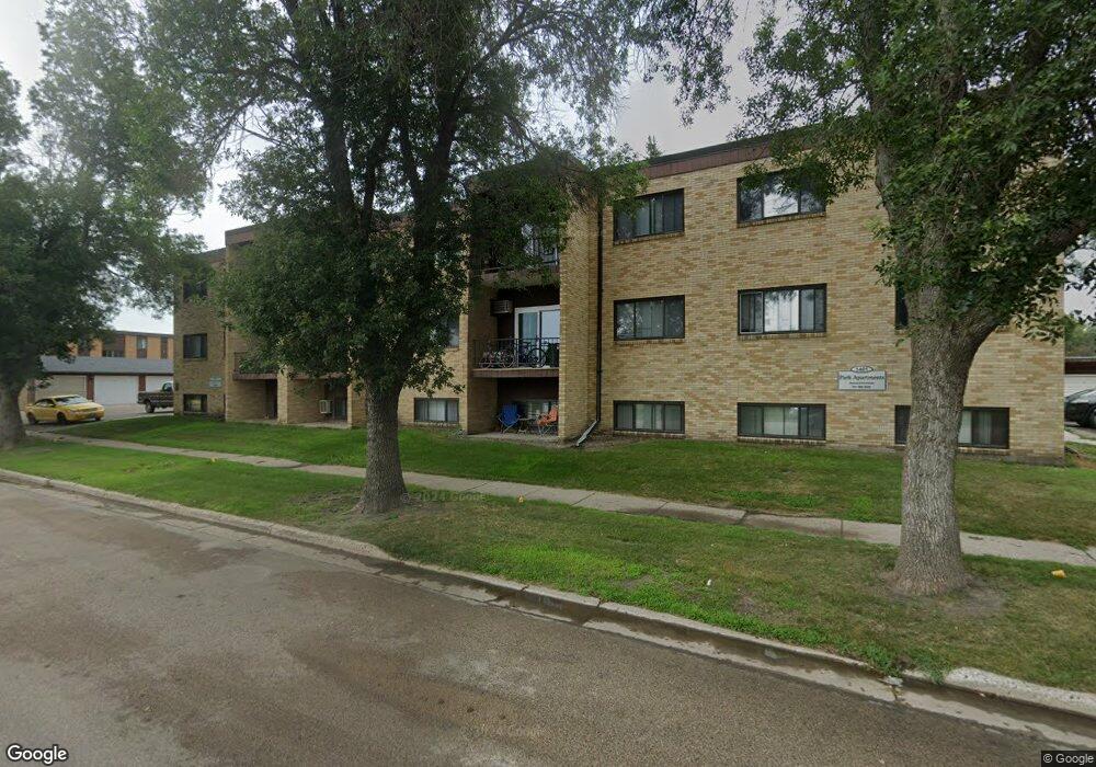 1401 5th Ave SE, Jamestown, ND 58401 - photo 1