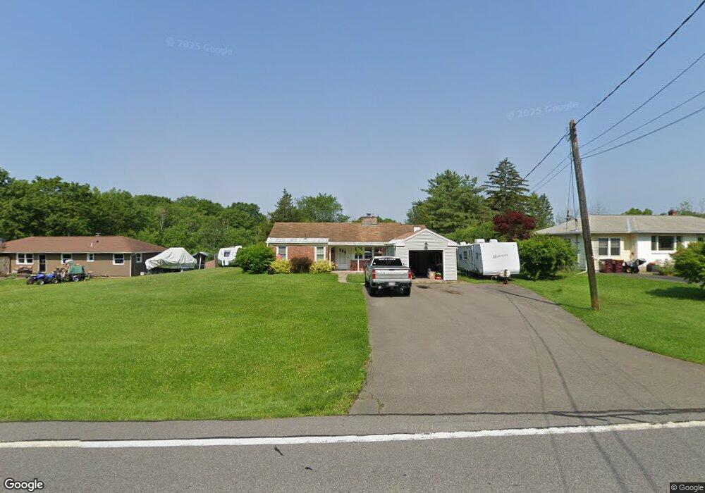 1101 Mohawk Rd, Schenectady, NY 12309 - photo 1