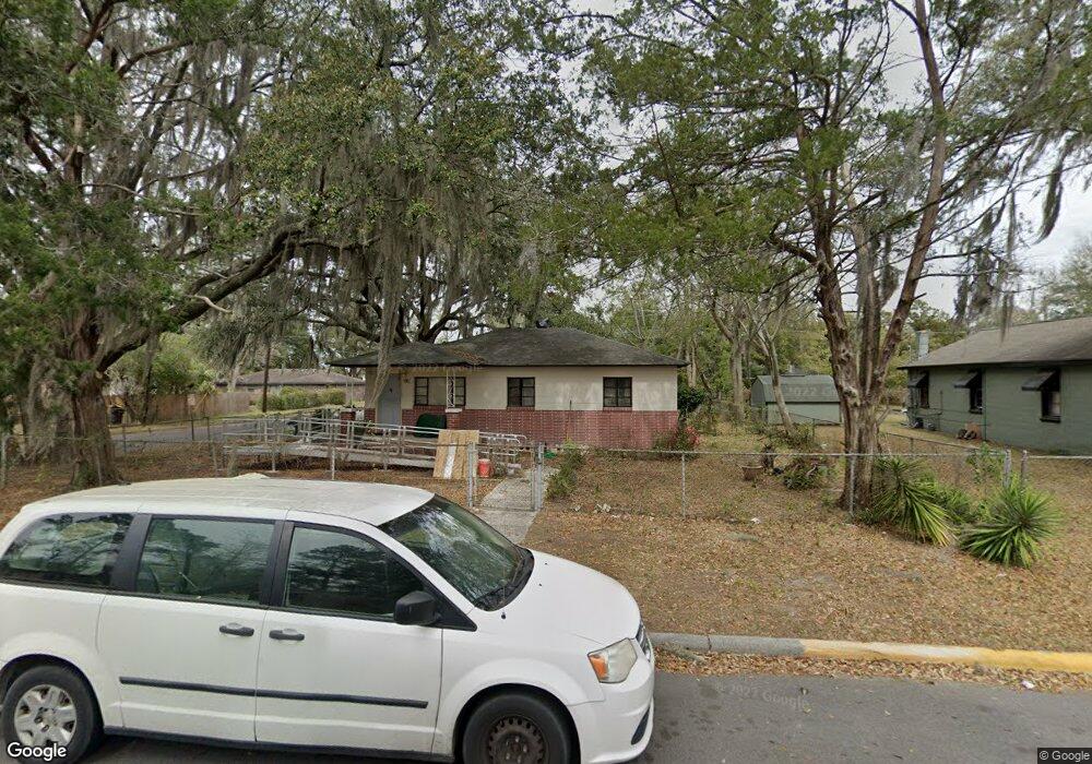 610 W 58th St, Savannah, GA 31405 - photo 1