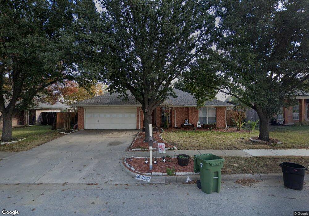 8402 Crystal Ln, North Richland Hills, TX 76182 - photo 1