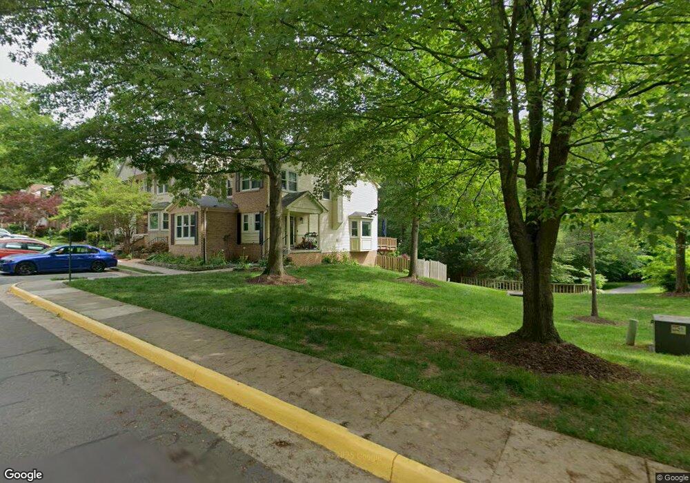 9017 Golden Sunset Ln, Springfield, VA 22153 - photo 1