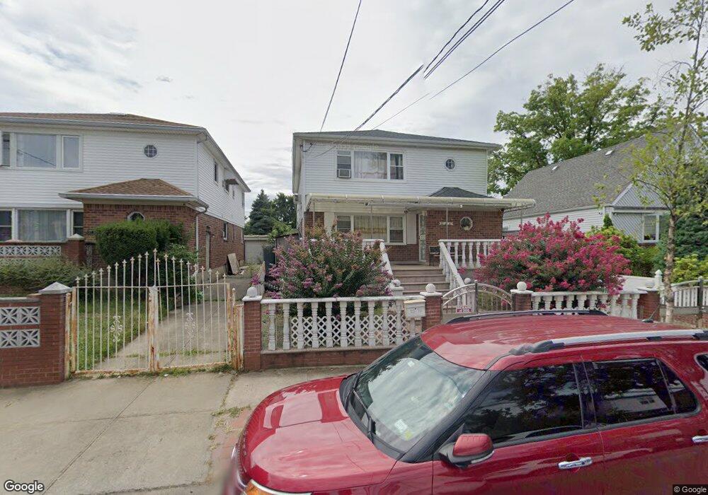 13708 63rd Ave, Flushing, NY 11367 - photo 1