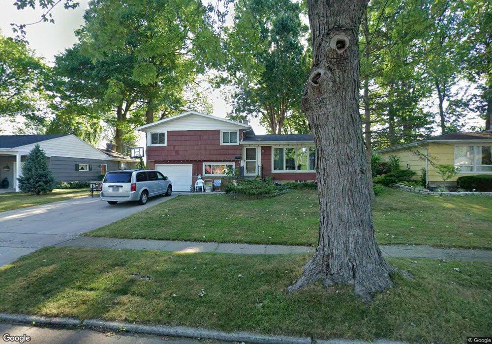 1337 Greenbrier Ln, North Tonawanda, NY 14120 - photo 1