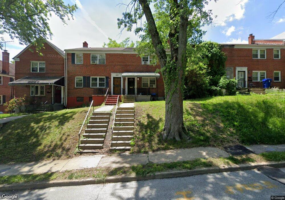 3815 Stokes Dr, Baltimore, MD 21229 - photo 1