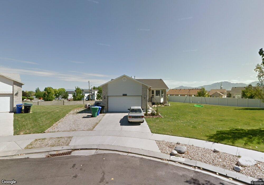 7025 Swan Hill Dr, West Jordan, UT 84081 - photo 1