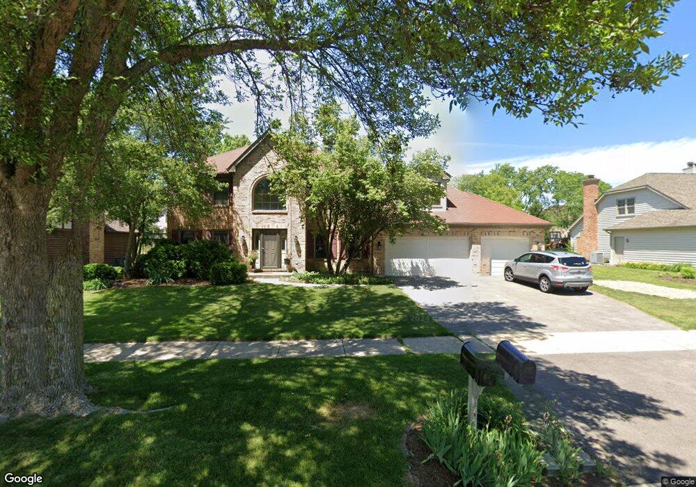 709 Burgess Hill Rd unit 2, Naperville, IL 60565 - photo 1