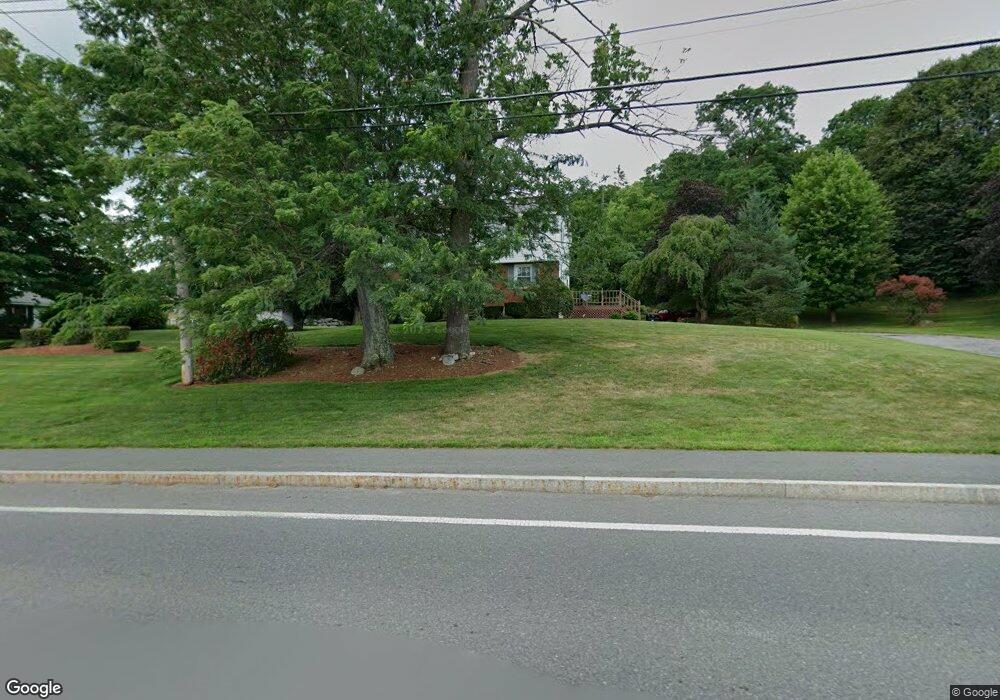 566 Arlington St, Dracut, MA 01826 - photo 1