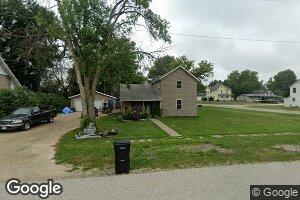 123 Mckinley St, Nichols, IA 52766