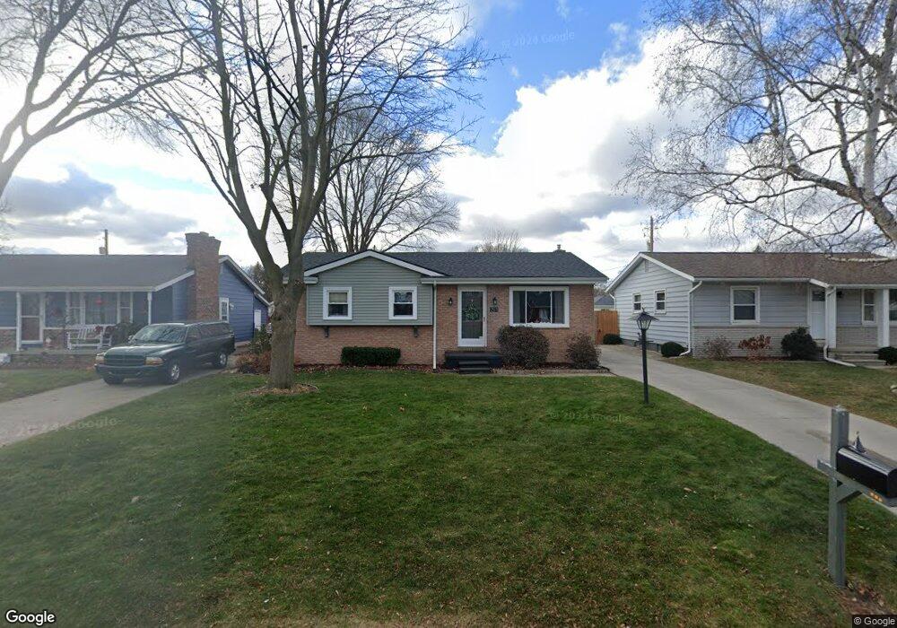 2515 17th Ave, Port Huron, MI 48060 - photo 1