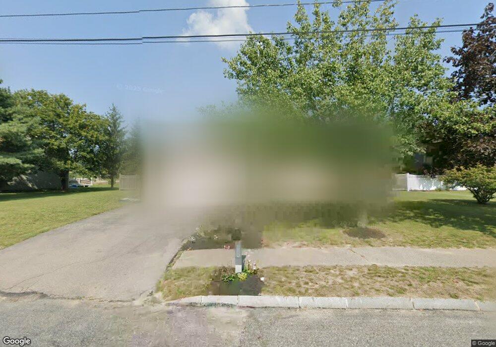 5 Elizabeth Ave, Franklin, MA 02038 - photo 1