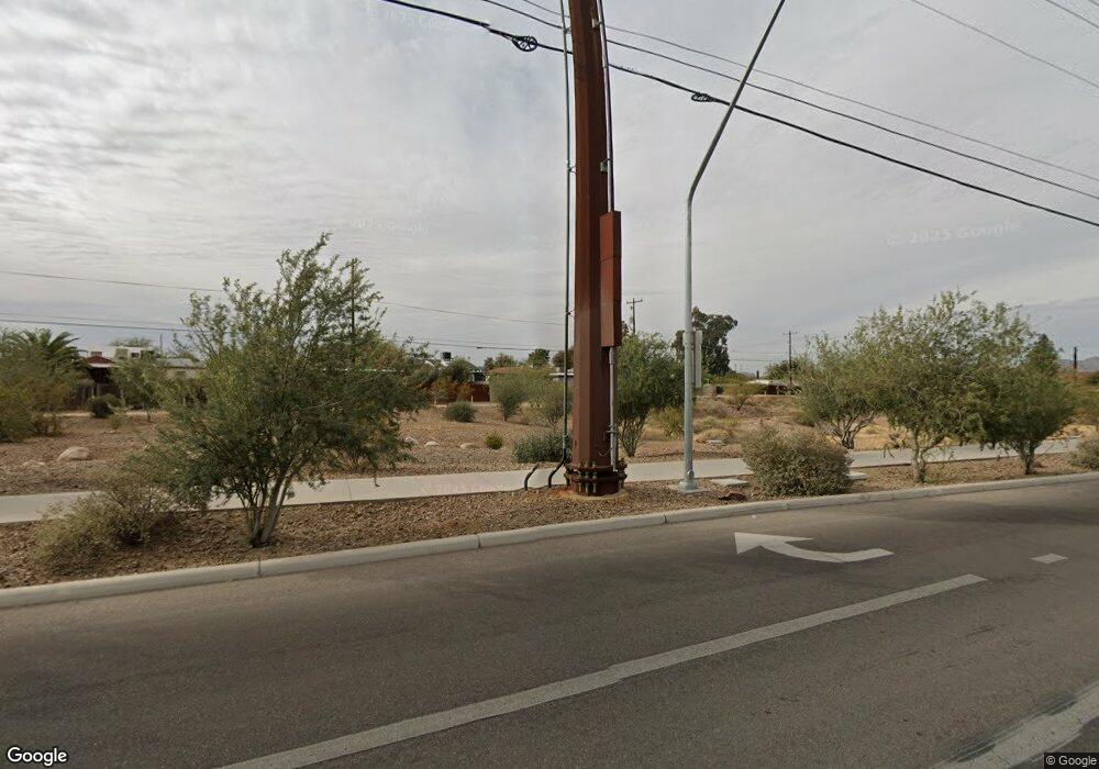 910 E Grant Rd, Tucson, AZ 85719 - photo 1