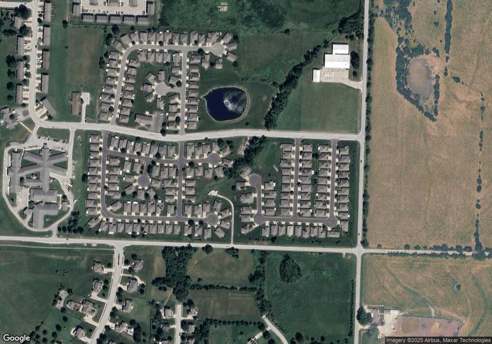 518 Star Dr, Raymore, MO 64083 - photo 1