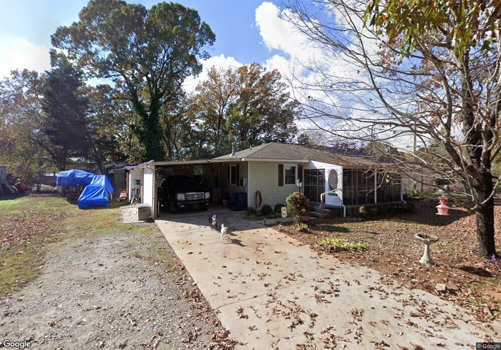 102 Mullinax Dr, Greenville, SC 29607 - photo 1