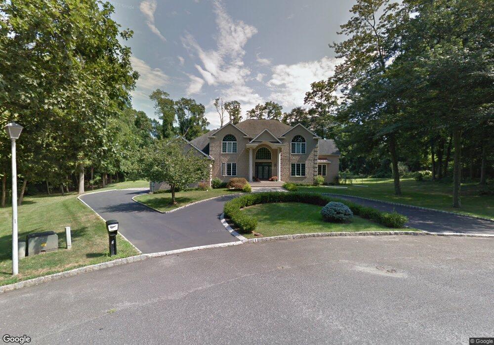 9 Debele Ln, Lincroft, NJ 07738 - photo 1