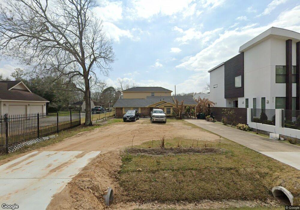8214 Ln unit C, Houston, TX 77075 - photo 1