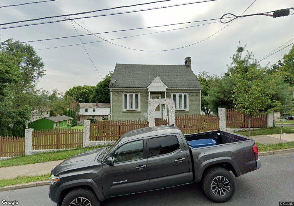 829 Lynn Ave, Bethlehem, PA 18015 - photo 1