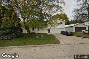 612 S 2nd Ave E, Rock Rapids, IA 51246
