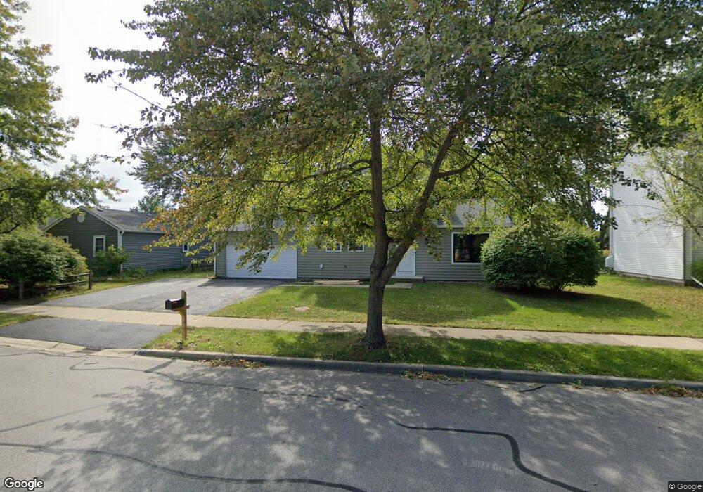 1318 Canyon Run Rd, Naperville, IL 60565 - photo 1