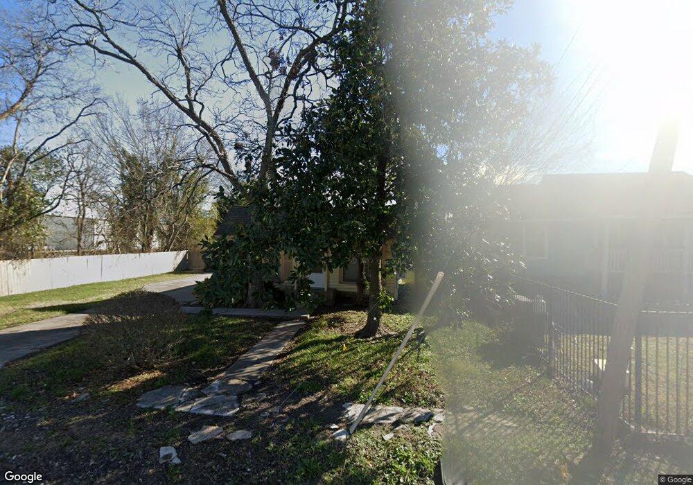 1014 E 39th St, Houston, TX 77022 - photo 1