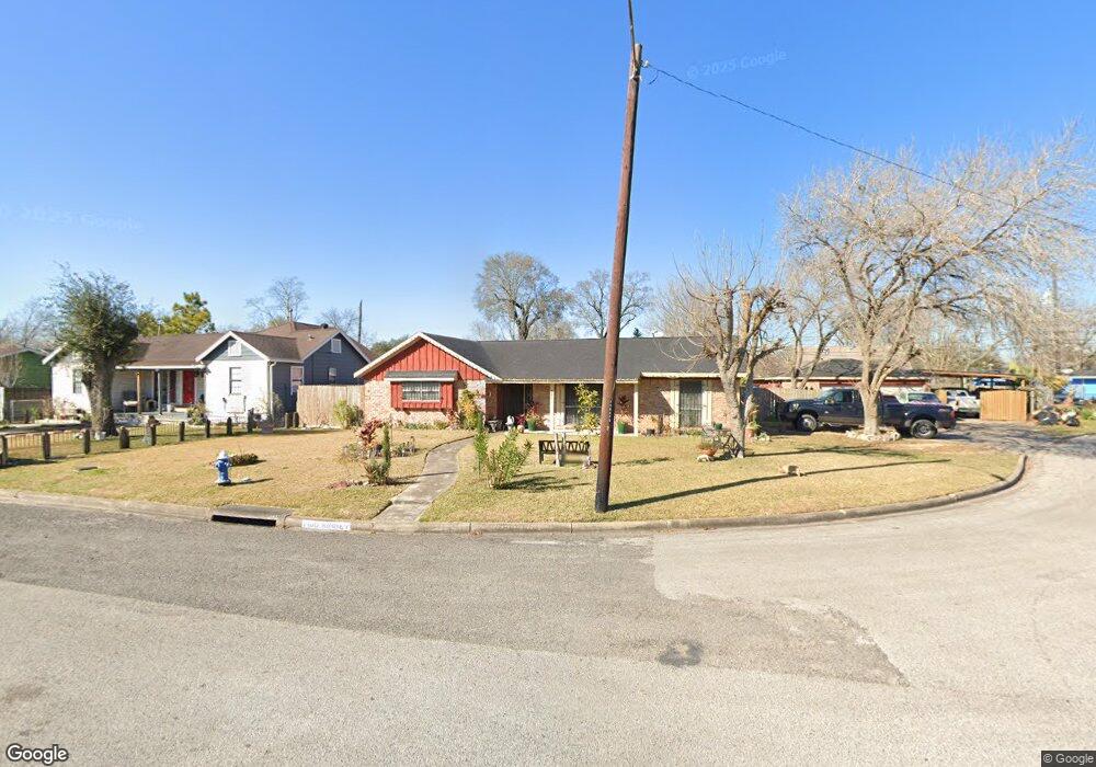 7125 Kinney St, Houston, TX 77087 - photo 1