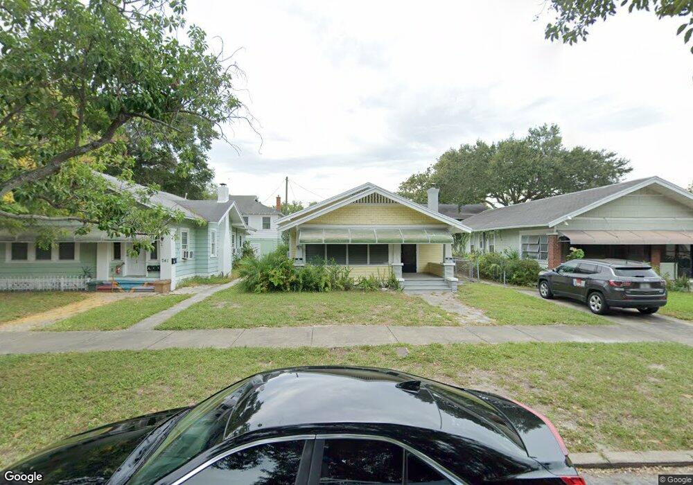 737 11th St N, Saint Petersburg, FL 33705 - photo 1
