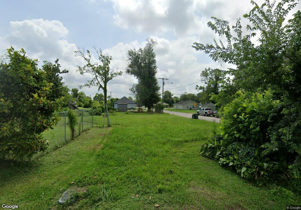 302 Libby St, Lake Charles, LA 70601 - photo 1