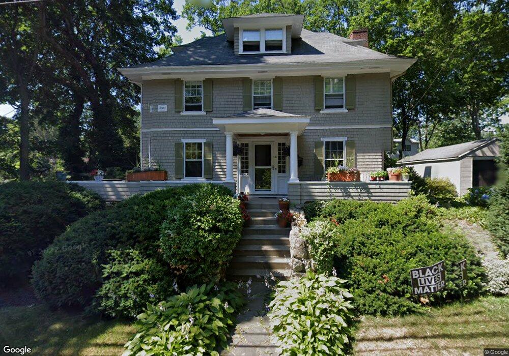 10 Avon Rd, Wellesley, MA 02482 - photo 1