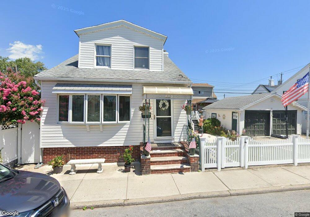 56 Ebony Ct, Brooklyn, NY 11229 - photo 1