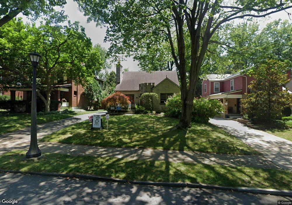 35 Brevoort Rd, Columbus, OH 43214 - photo 1