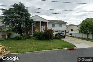 76 Bruno St, Moonachie, NJ 07074