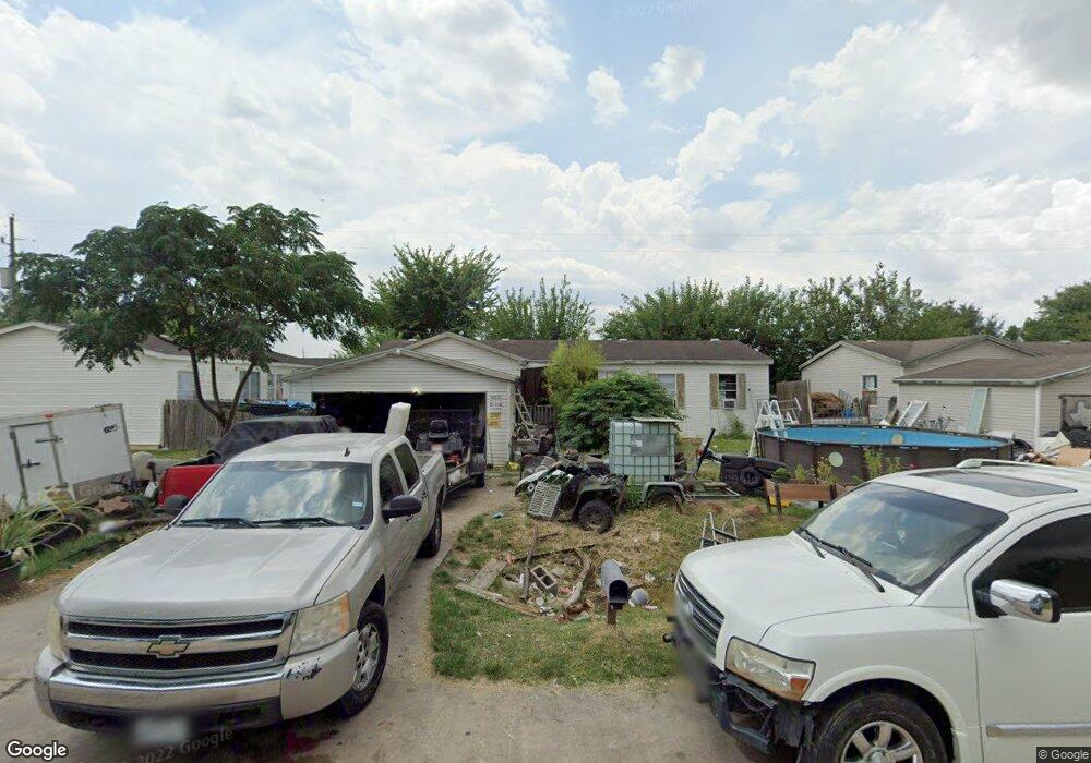 10815 Pine Desert Ln, Houston, TX 77088 - photo 1