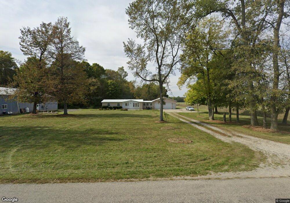 10581 Ashburn Rd, Wapakoneta, OH 45895 - photo 1