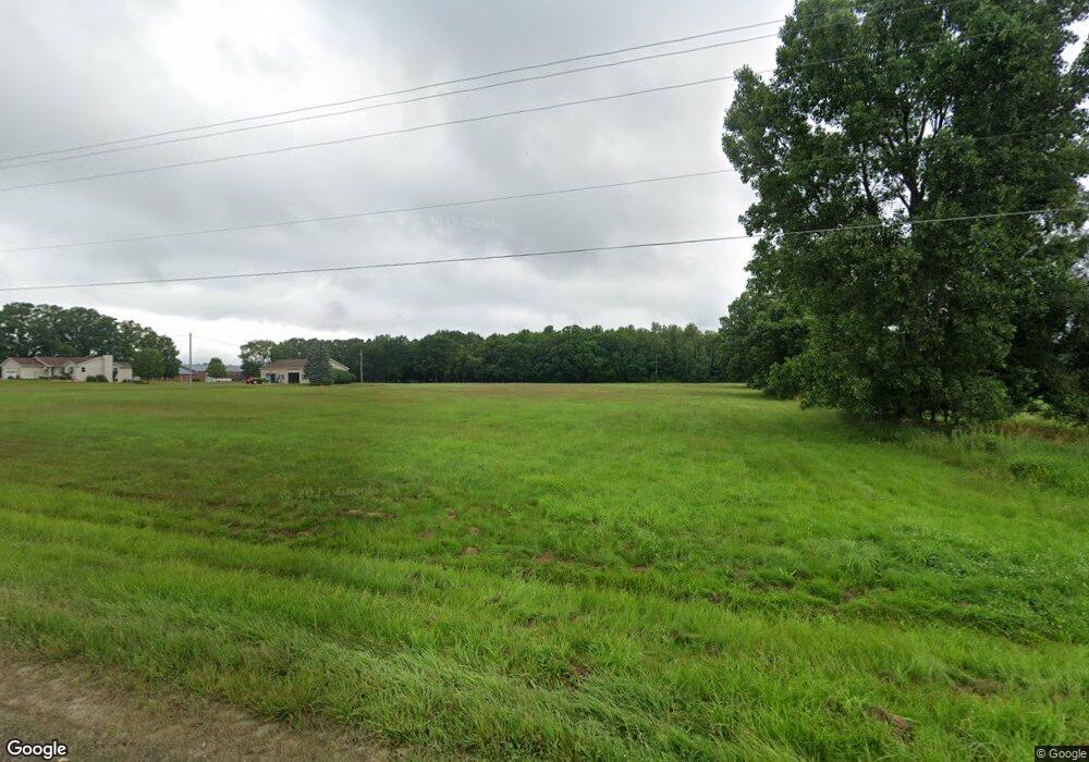 11435 E Coldwater Rd, Davison, MI 48423 - photo 1