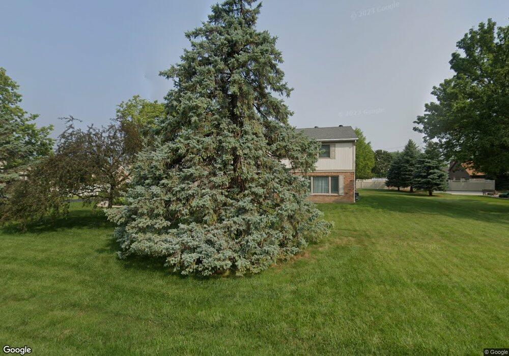 560 Pemberville Rd, Woodville, OH 43469 - photo 1