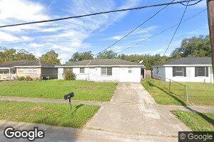 220 Azalea Dr, Westwego, LA 70094