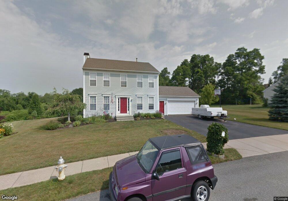 100 Wintergreen Dr, Middletown, RI 02842 - photo 1