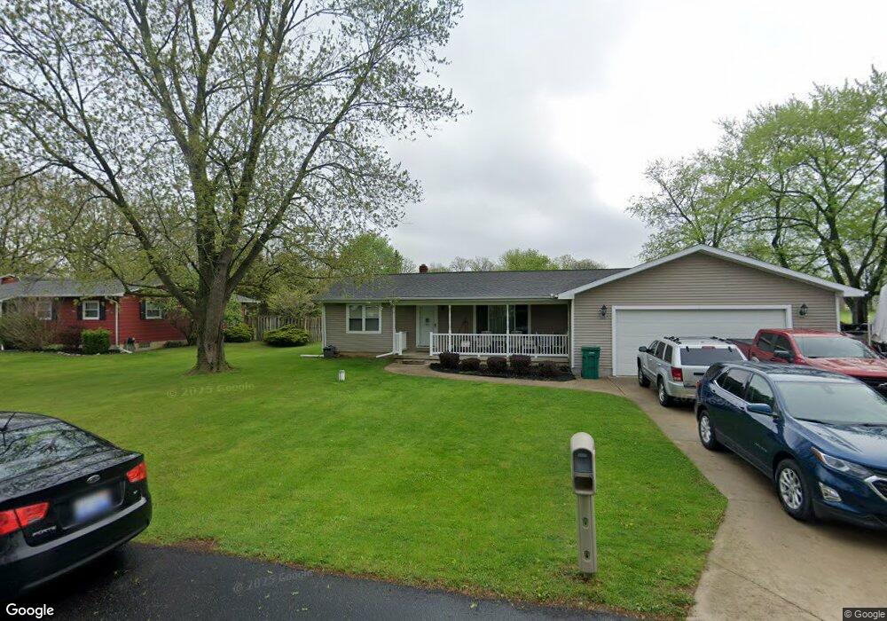 809 Mack Ct, Lennon, MI 48449 - photo 1