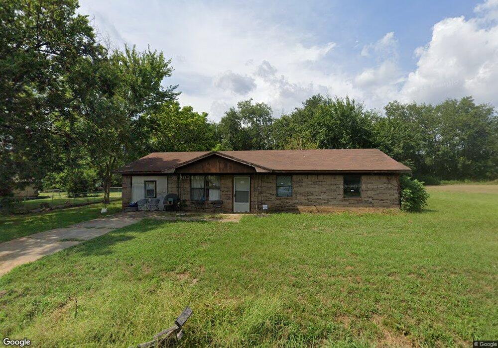 1306 W Dalton St, Hugo, OK 74743 - photo 1