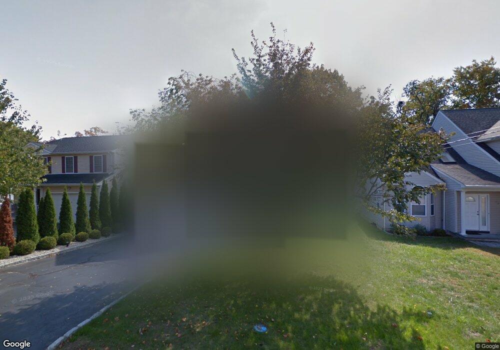 2A Spitzer Ct, Norwalk, CT 06854 - photo 1