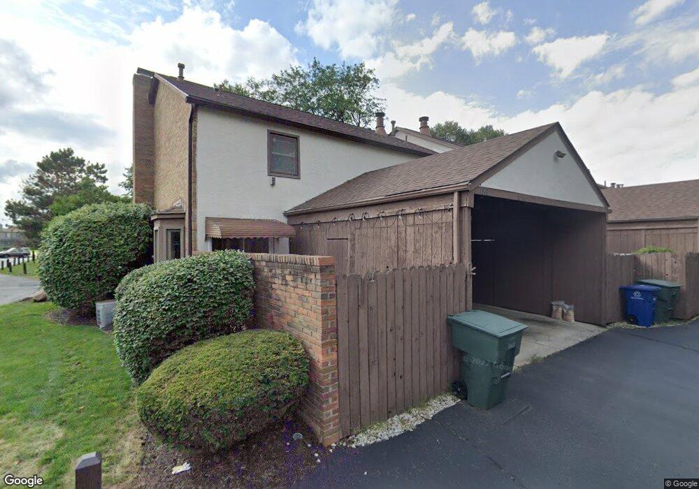 1962 Drury Ln unit 1962, Columbus, OH 43235 - photo 1