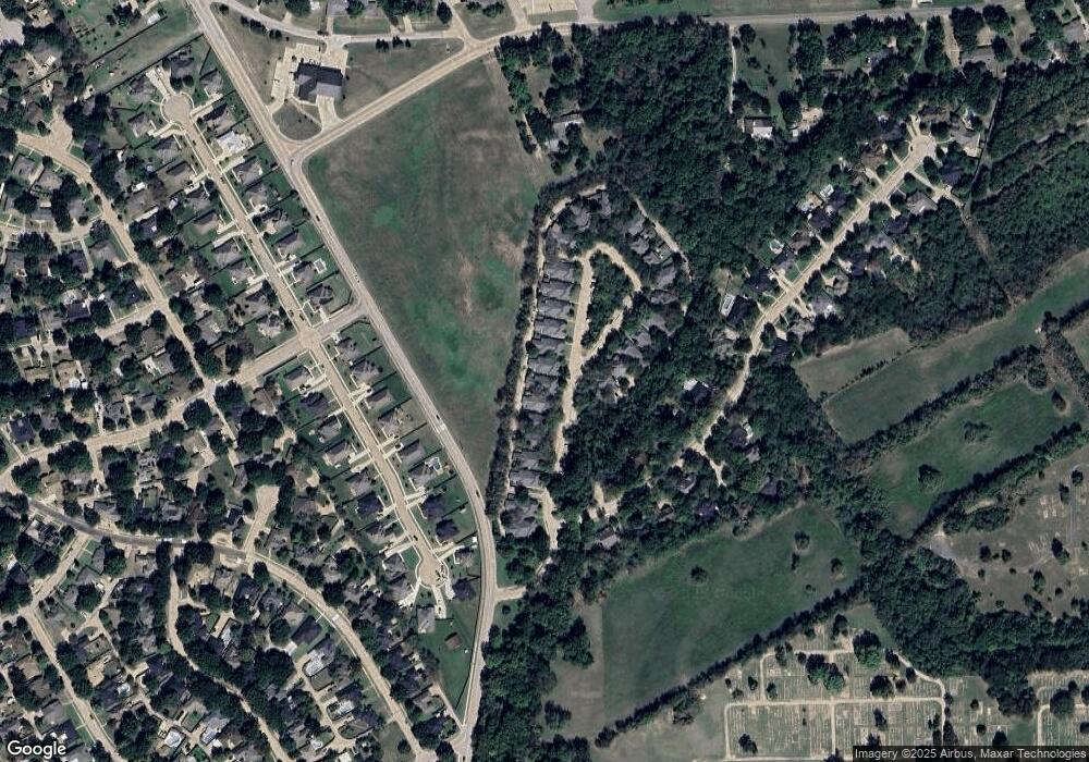 716 Oak Creek Ct, Ennis, TX 75119 - photo 1