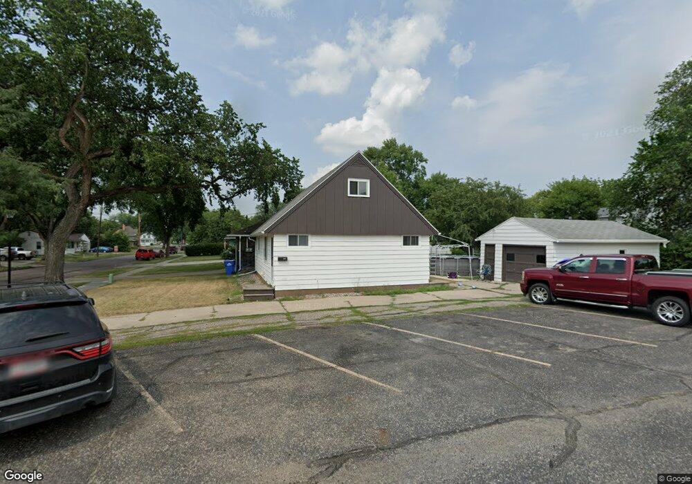 1217 11th St N, Fargo, ND 58102 - photo 1