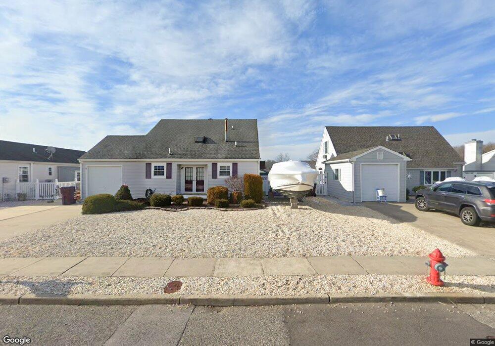 62 Topsail Ct, Bayville, NJ 08721 - photo 1