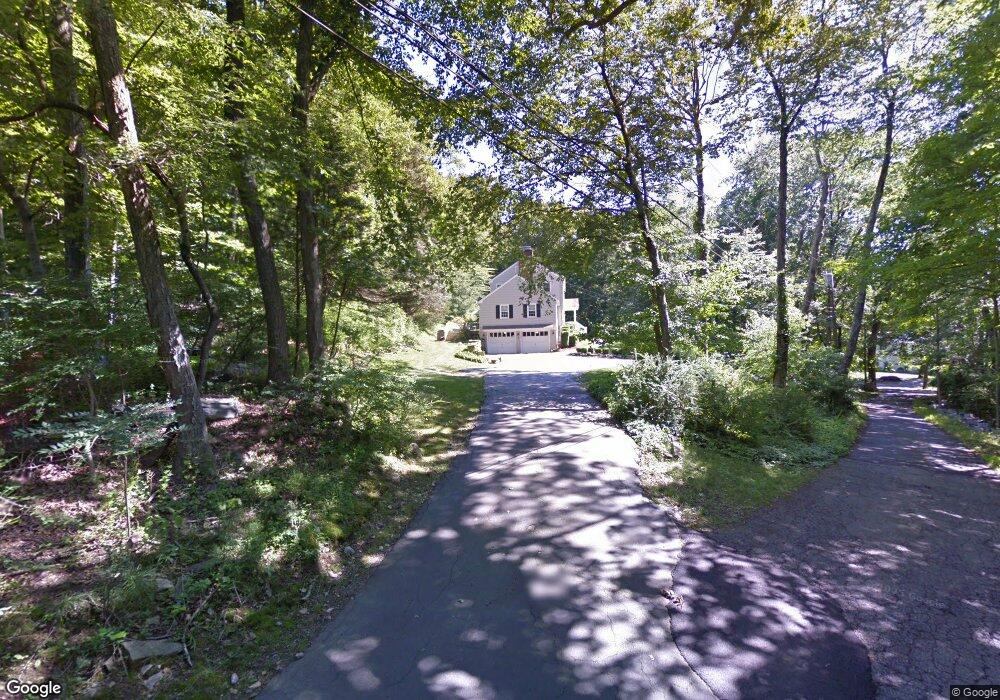 5 Wendy Ln, Westport, CT 06880 - photo 1